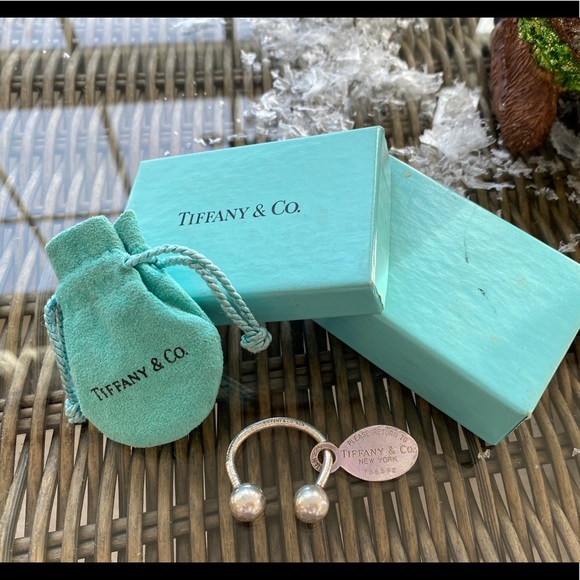 Tiffany & Co. Accessories - Authentic Tiffany&Co Return to Tiffany’s Keychain